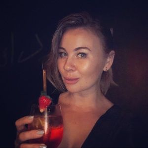 Meet your Posher, Yulia